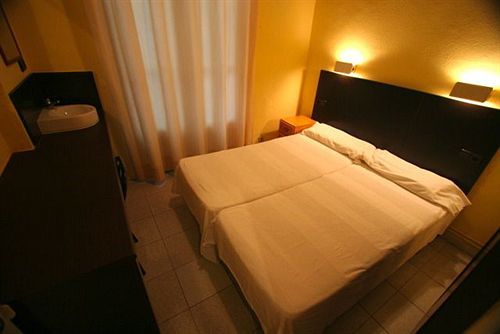 Hostal Baires Barcelona Eksteriør billede