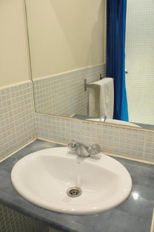 Hostal Baires Barcelona Værelse billede