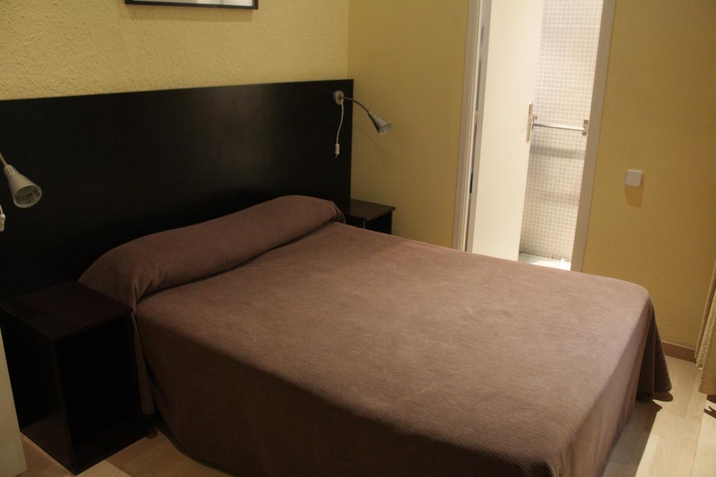 Hostal Baires Barcelona Værelse billede